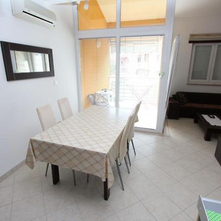 Apartment Alen Rovigno Esterno foto