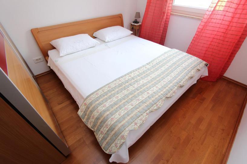 Apartment Alen Rovigno Esterno foto